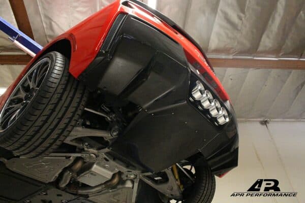 APR Performance - Carbon Fiber Rear Diffuser (Version 1) Corvette C7 Z06 14+ With Under Tray - Image 6