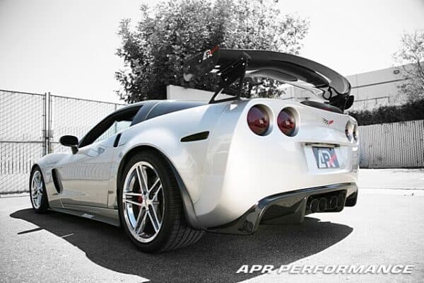 APR Performance - Carbon Fiber Rear Diffuser Corvette C6/C6 Z06 2005+  with reverse LED - Image 2